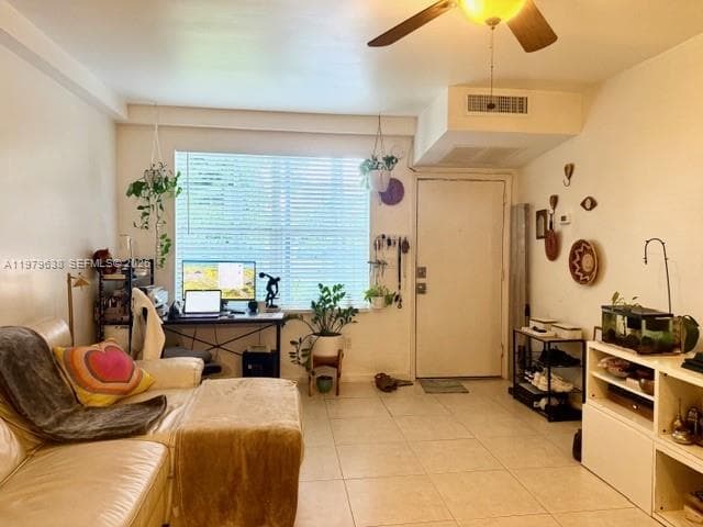 A11979638 — Miami Beach — 9