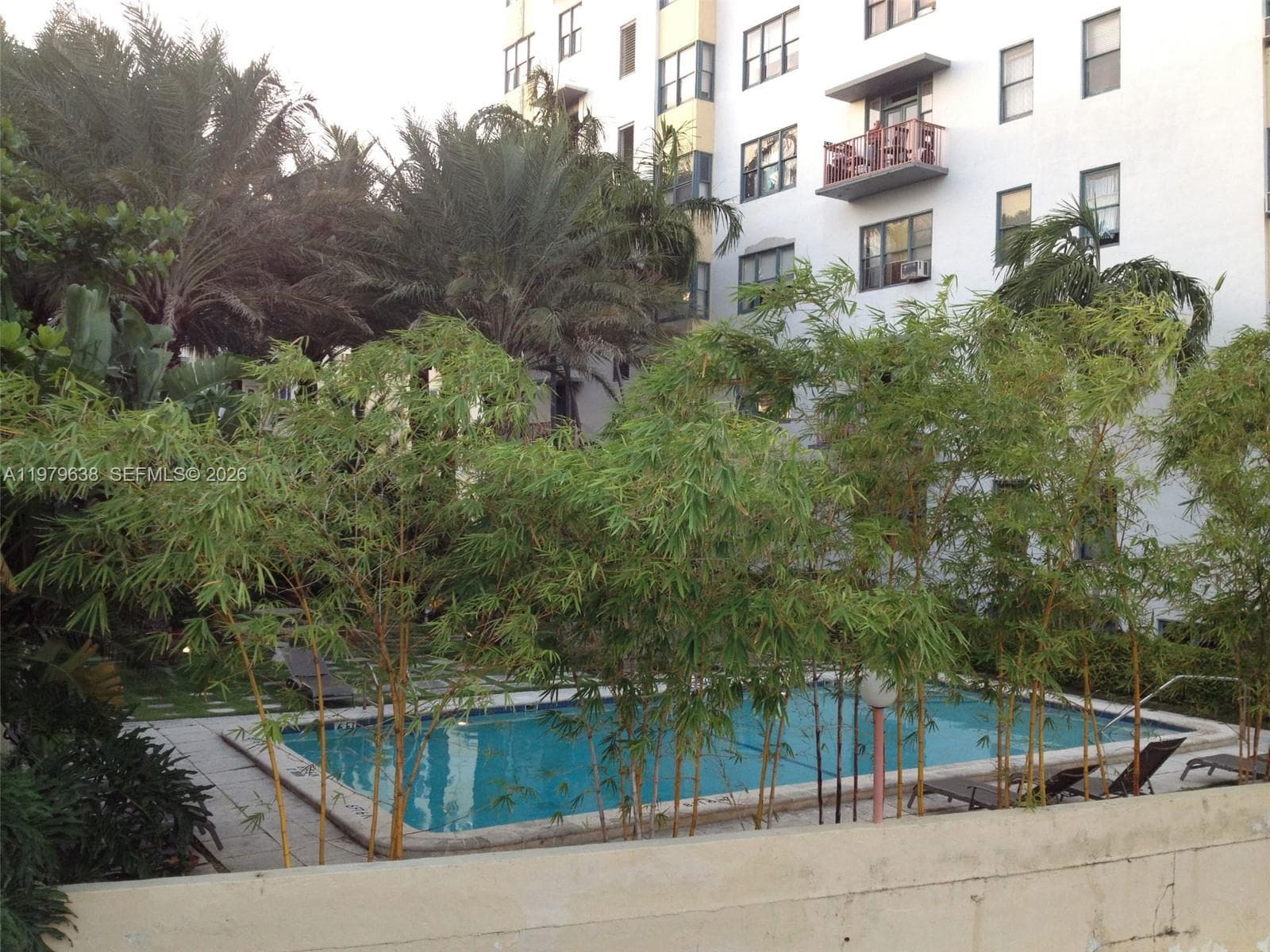 A11979638 — Miami Beach — 24