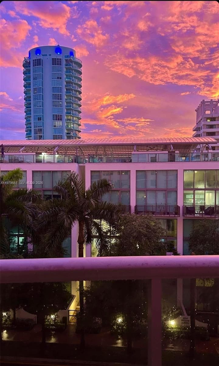 A11979661 — Miami Beach — 17