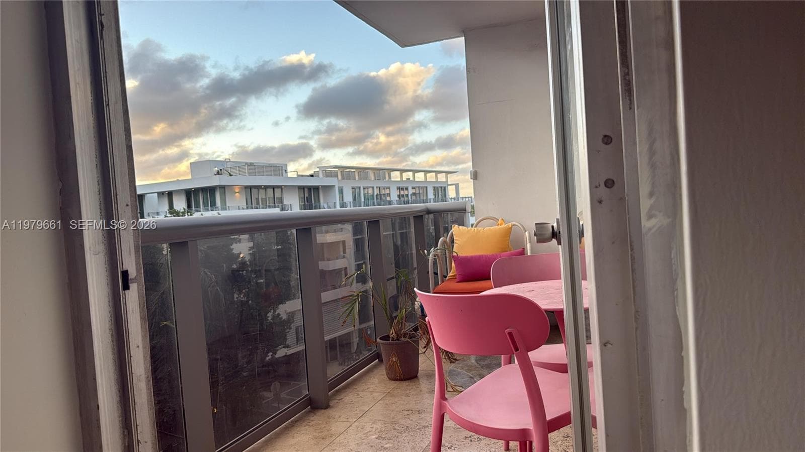 A11979661 — Miami Beach — 16