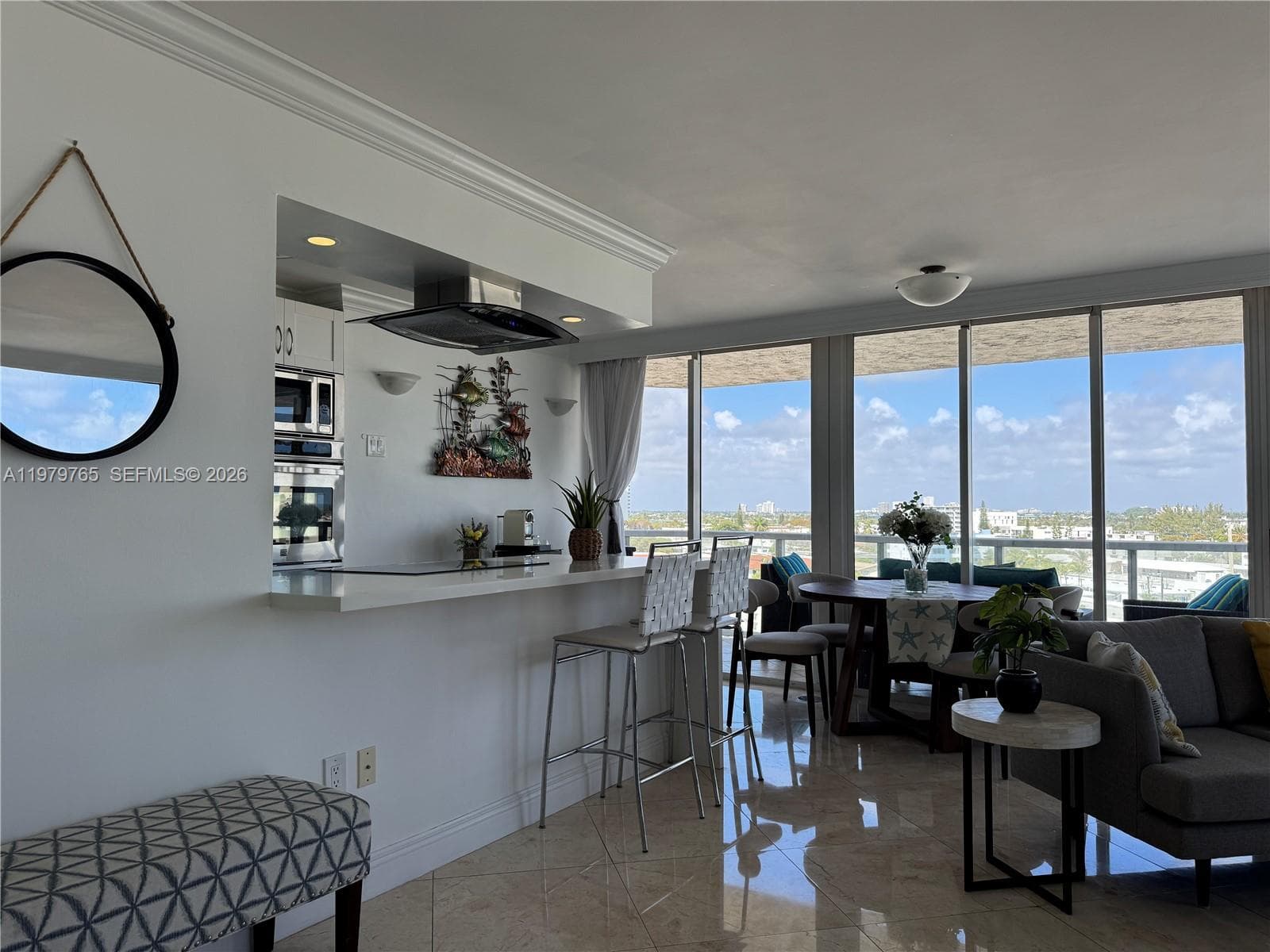 A11979765 — Miami Beach — 6