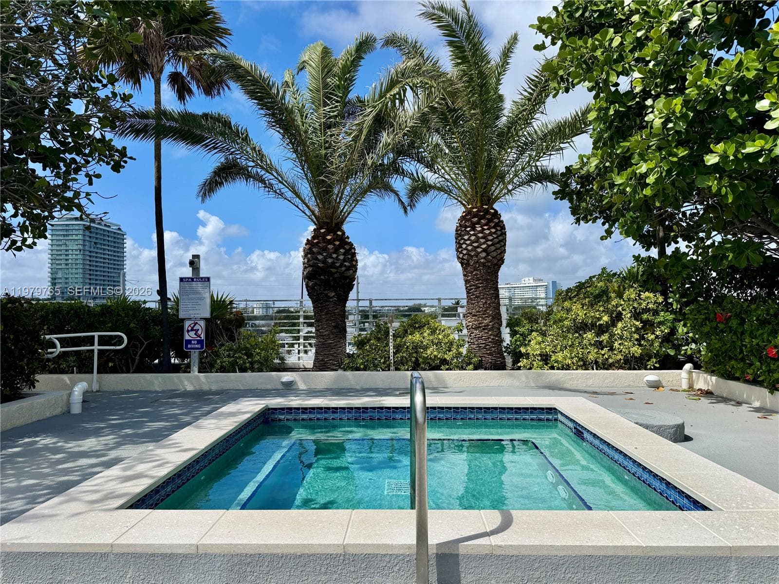 A11979765 — Miami Beach — 32