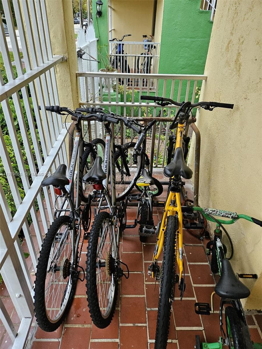 A11979868 — Miami Beach — 24