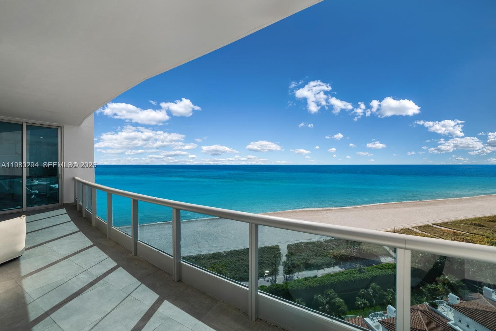 A11980294 — Miami Beach — 43