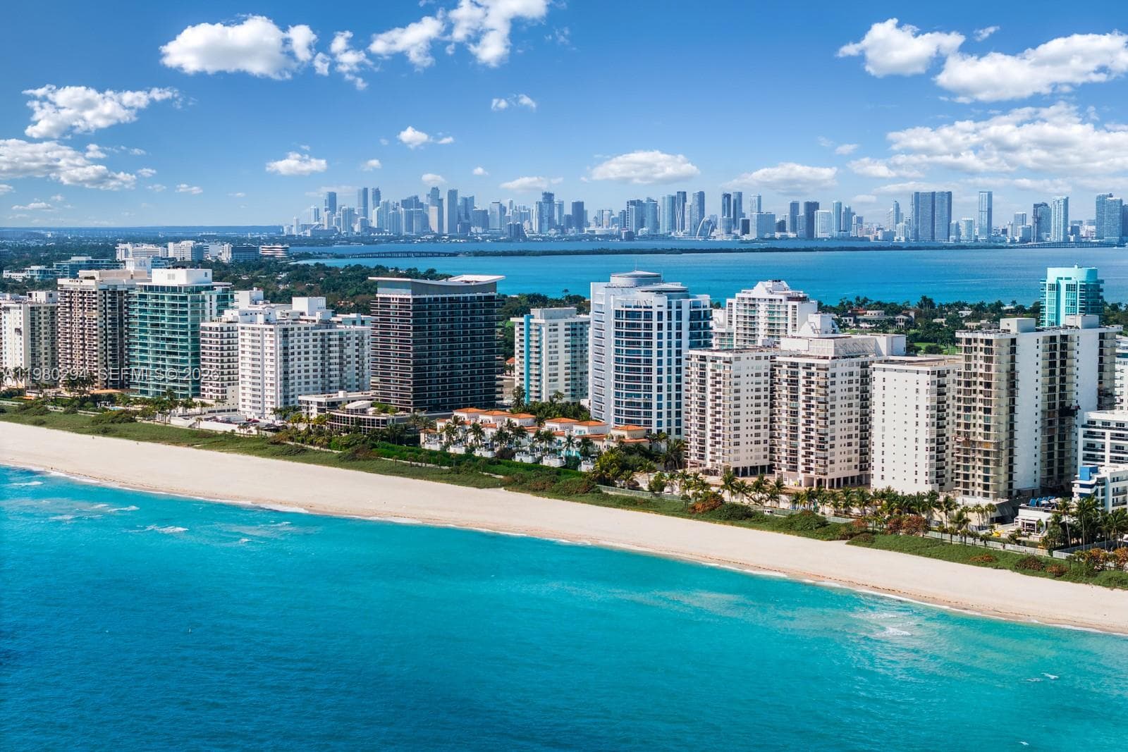 A11980294 — Miami Beach — 60