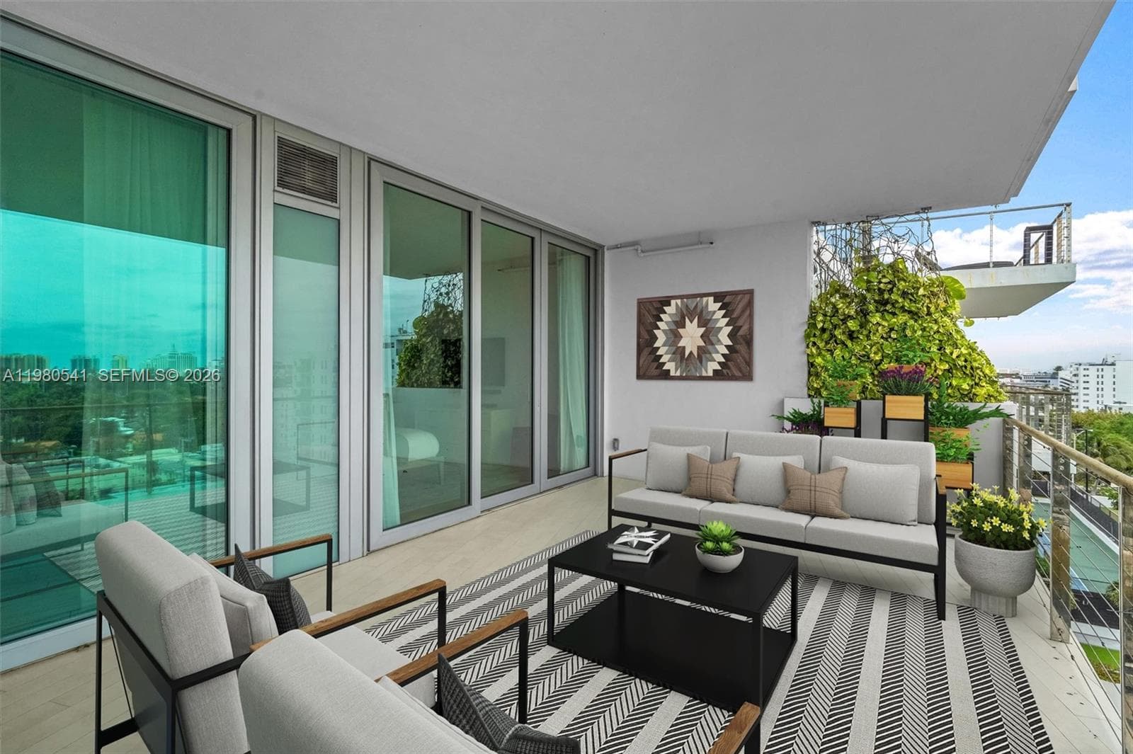 A11980541 — Miami Beach — 21