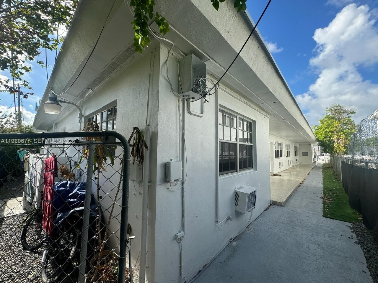 A11980677 — Miami Beach — 18