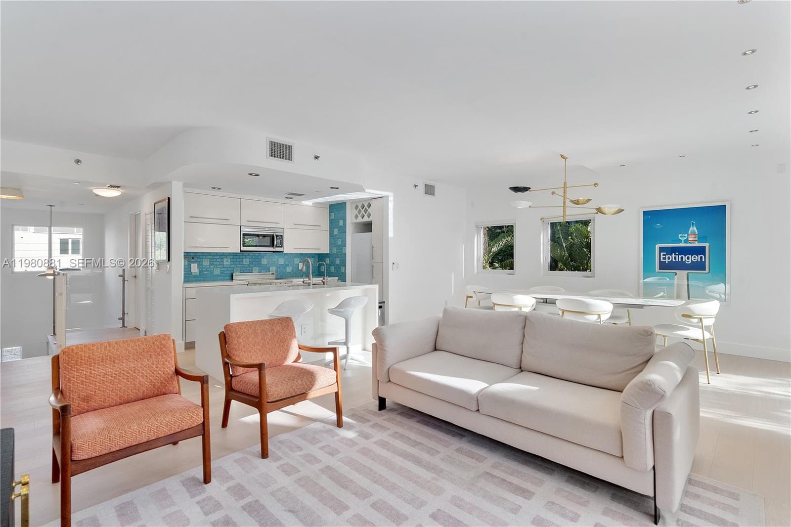 A11980881 — Miami Beach — 3