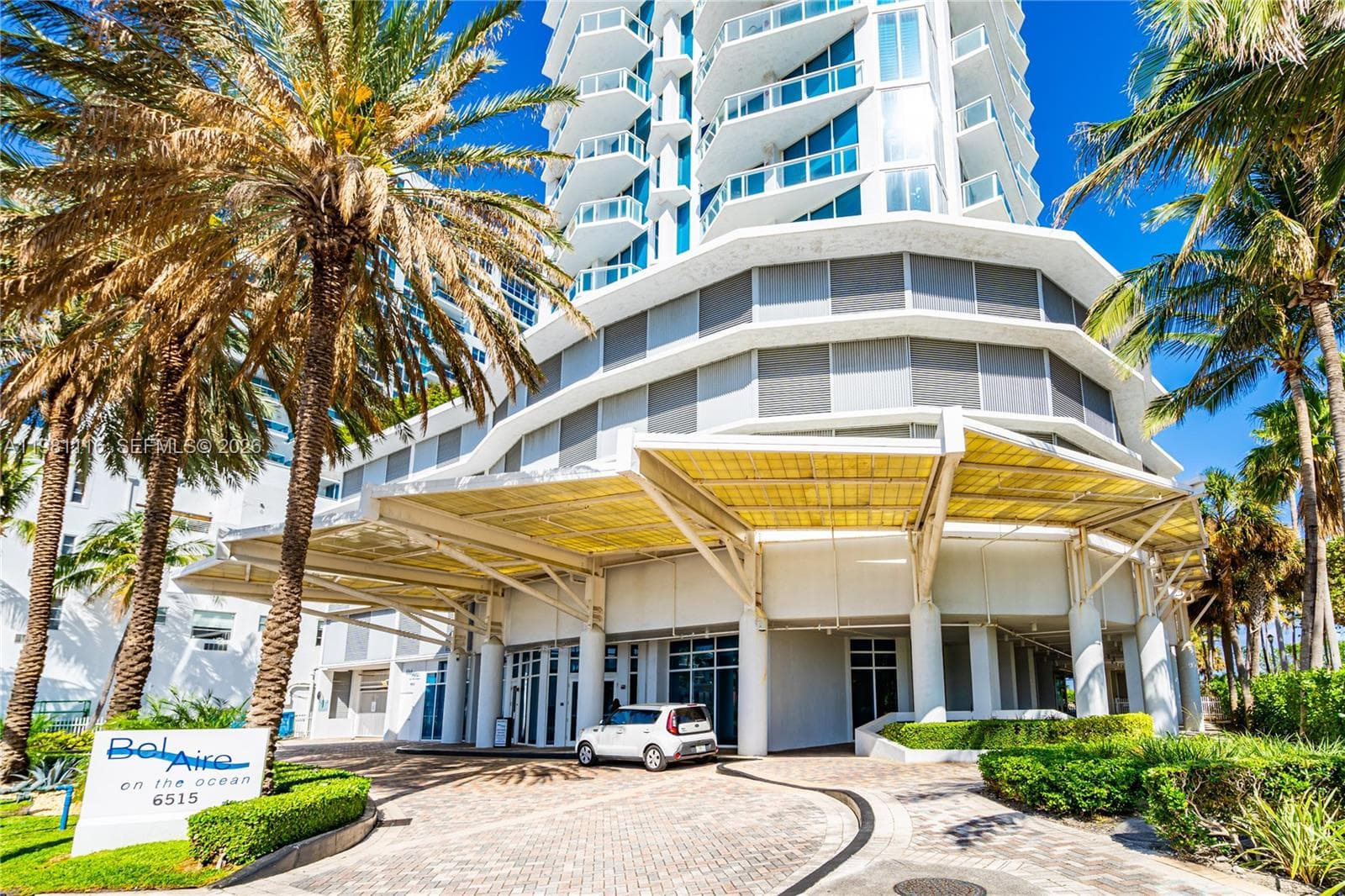 A11981116 — Miami Beach — 5