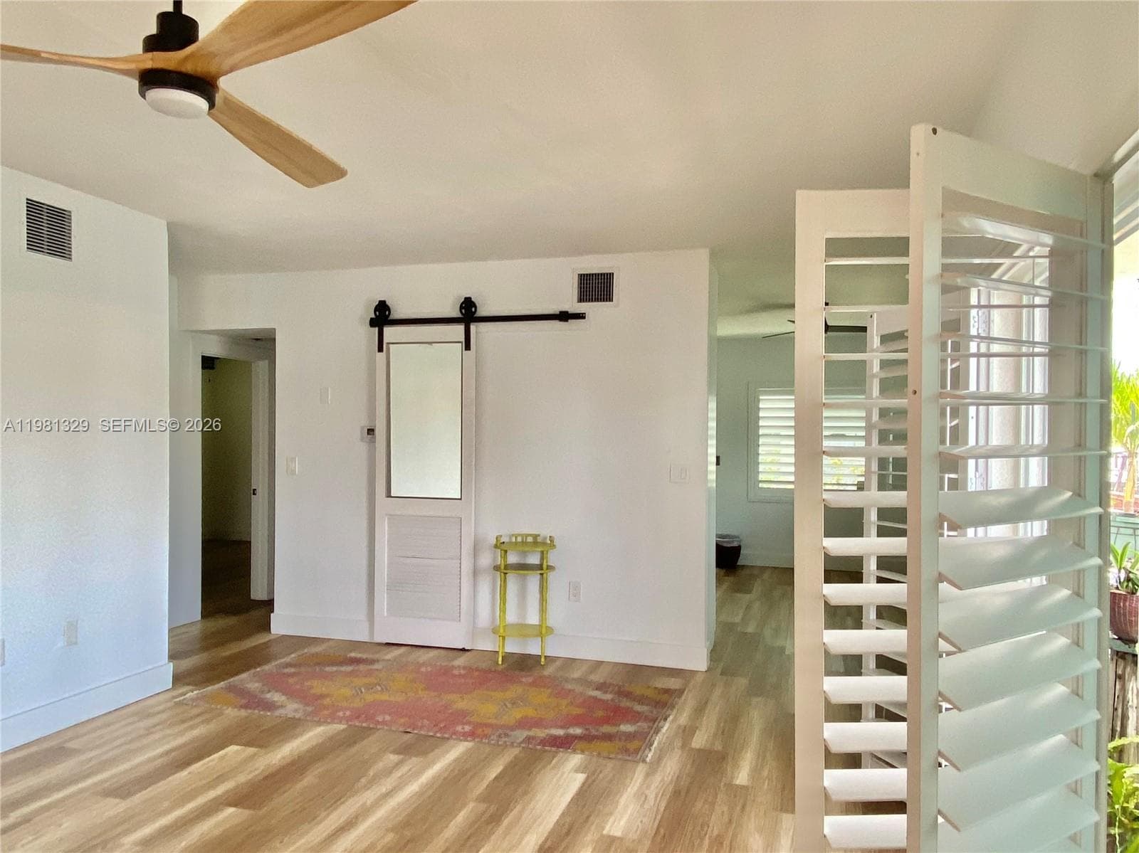 A11981329 — Miami Beach — 9