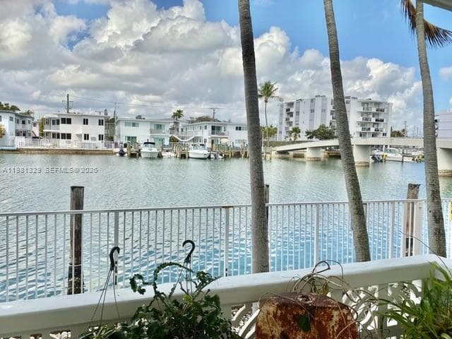 A11981329 — Miami Beach — 10