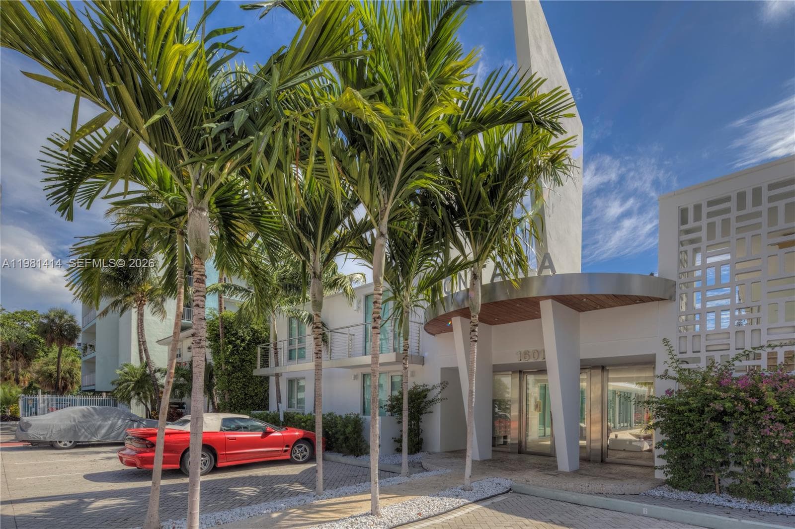 A11981414 — Miami Beach