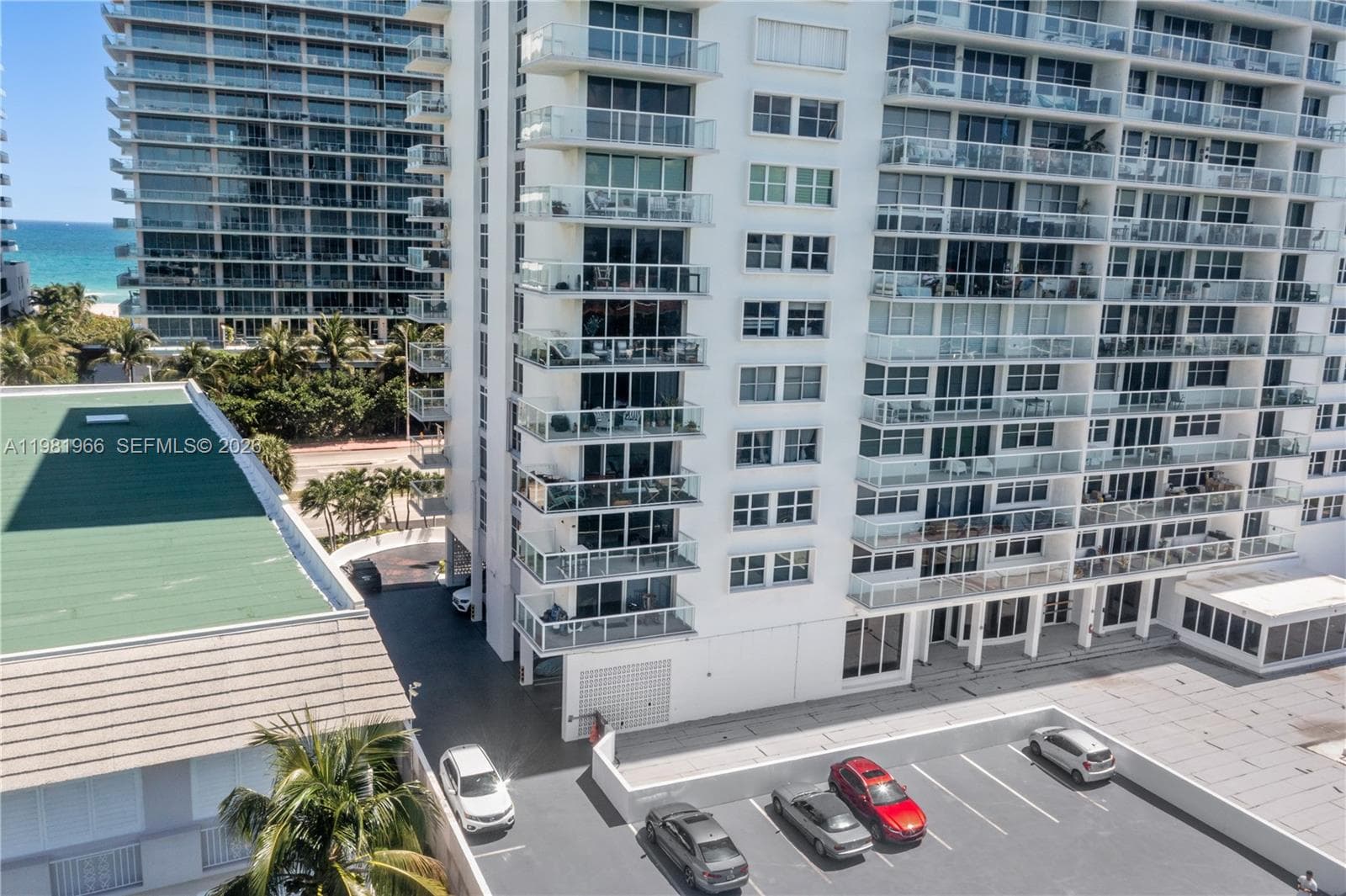 A11981966 — Miami Beach — 17
