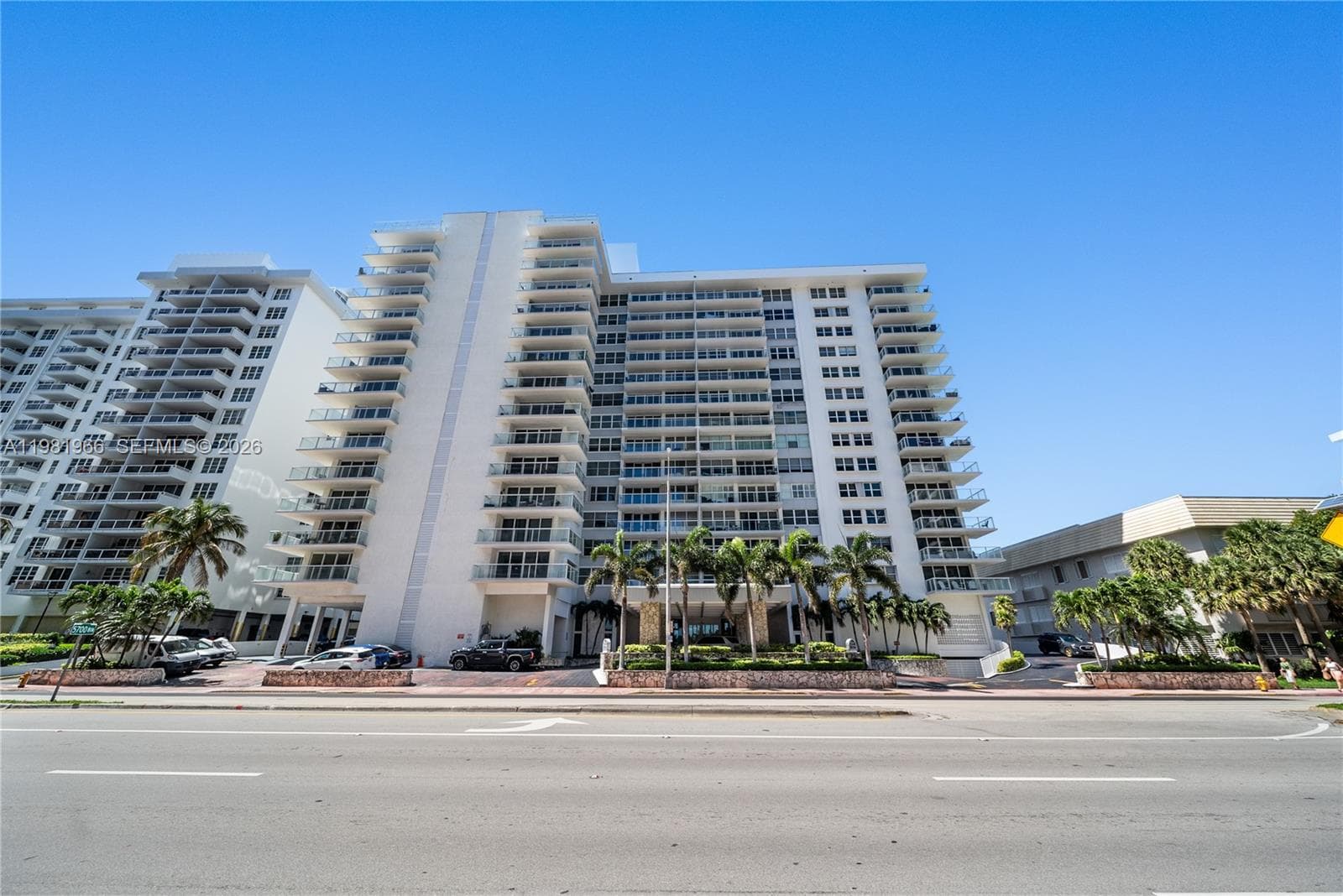 A11981966 — Miami Beach — 48