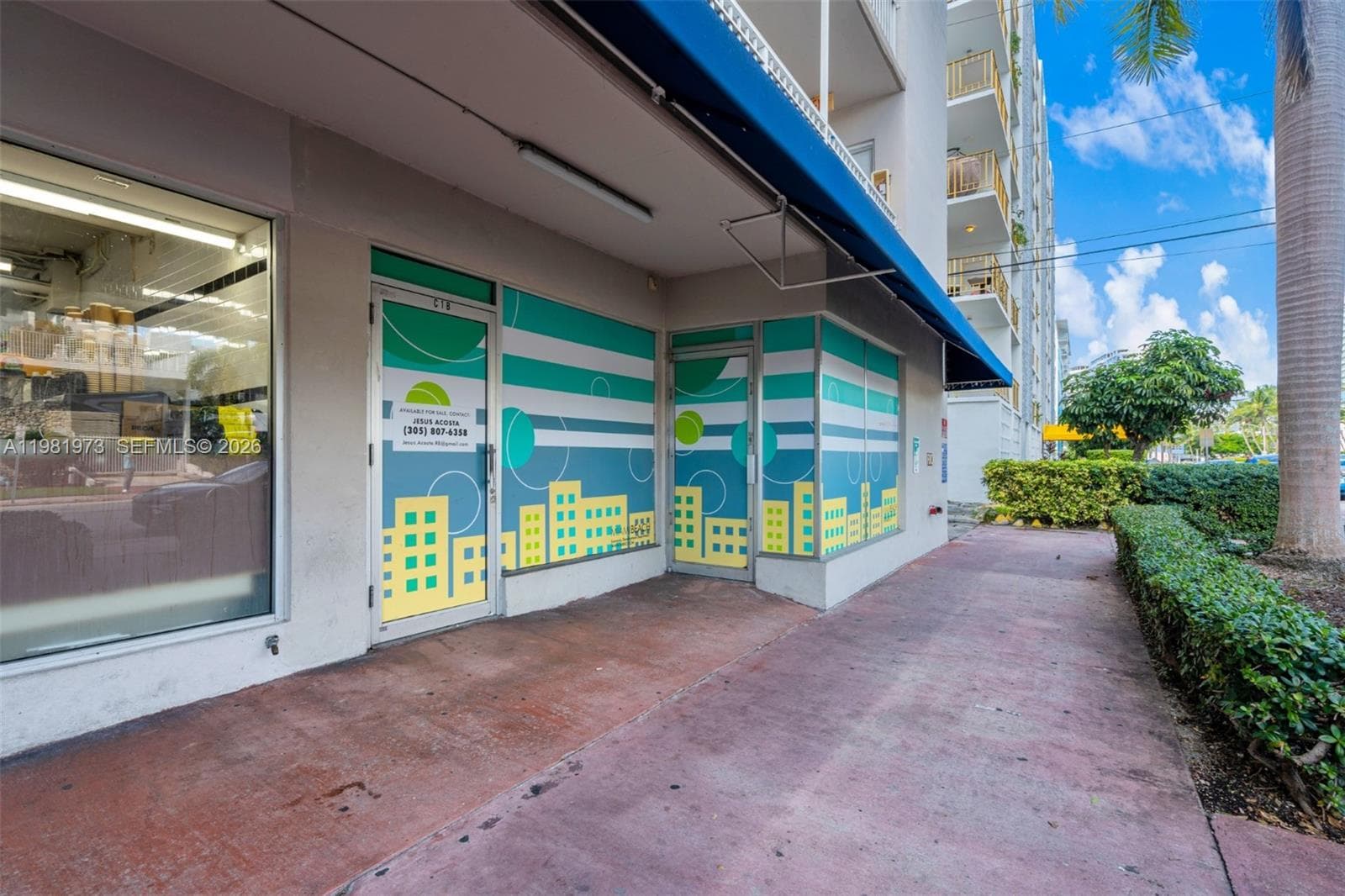A11981973 — Miami Beach — 3