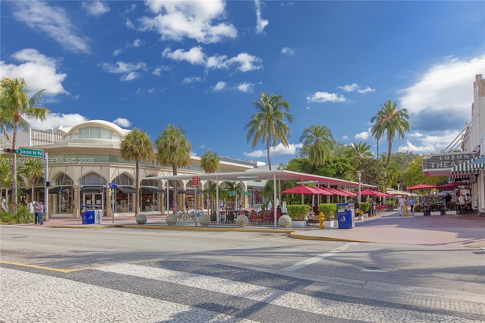 A11982015 — Miami Beach — 30