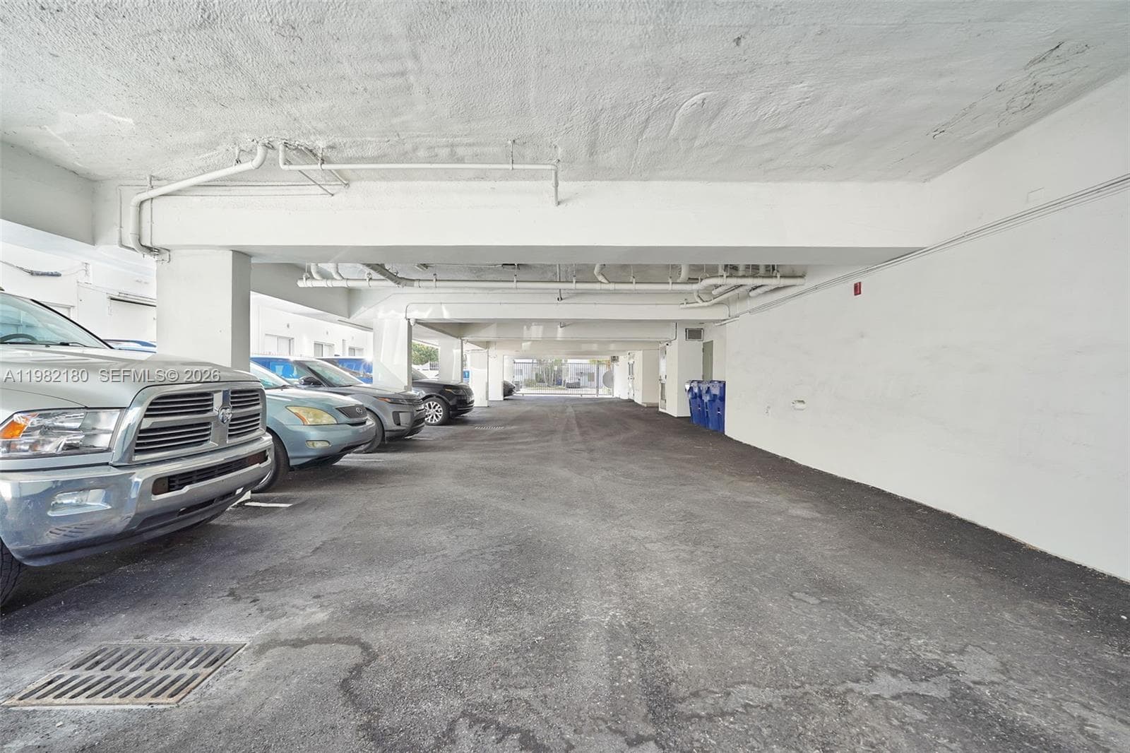 A11982180 — Miami Beach — 42