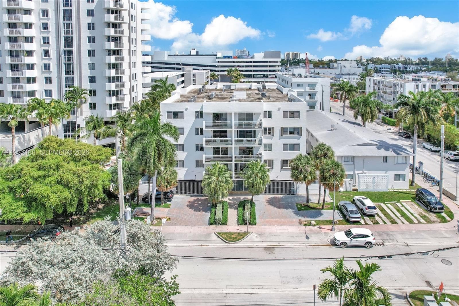 A11982180 — Miami Beach — 34