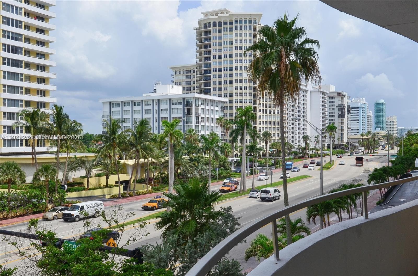 A11982214 — Miami Beach
