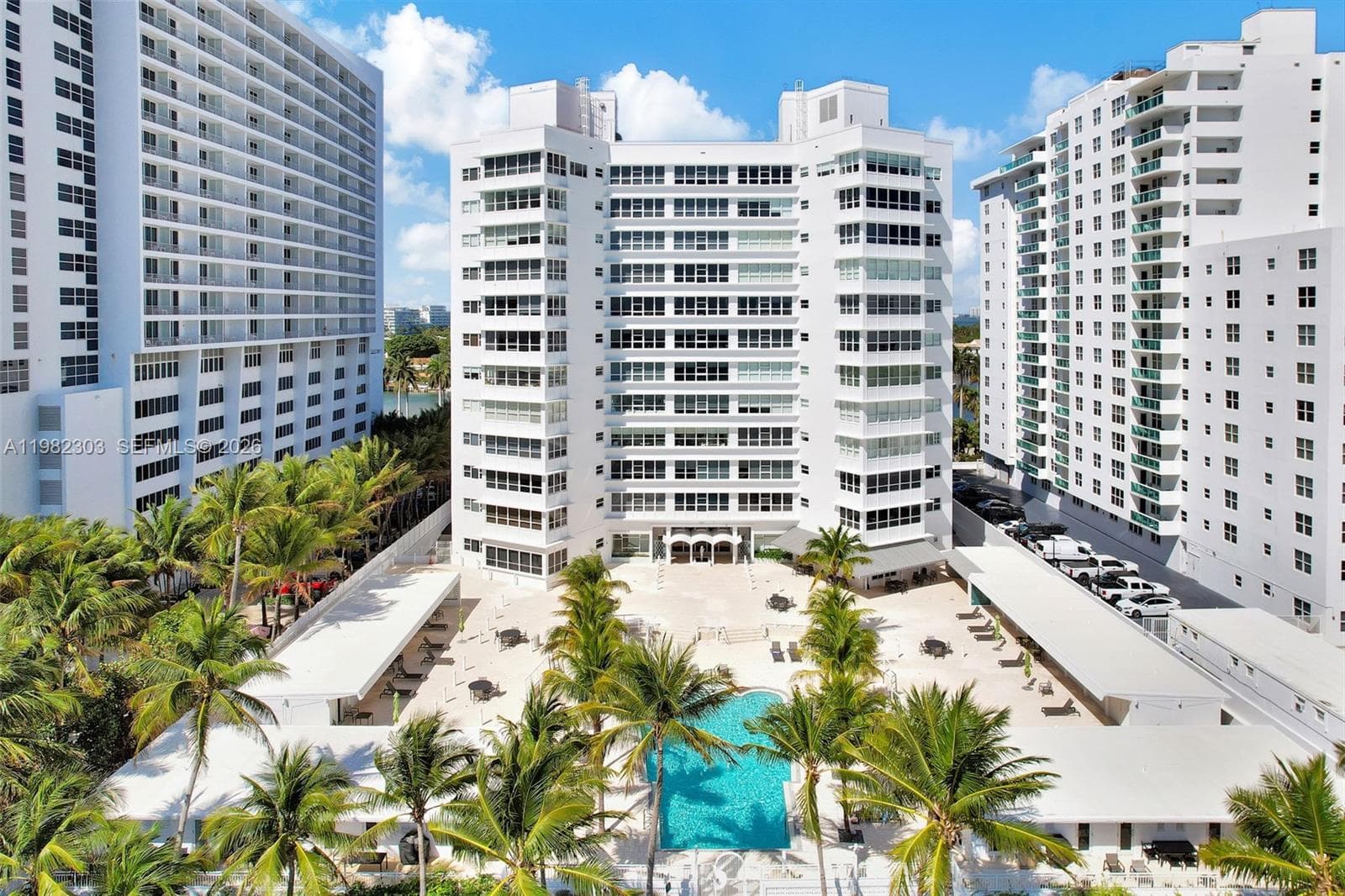 A11982303 — Miami Beach — 3