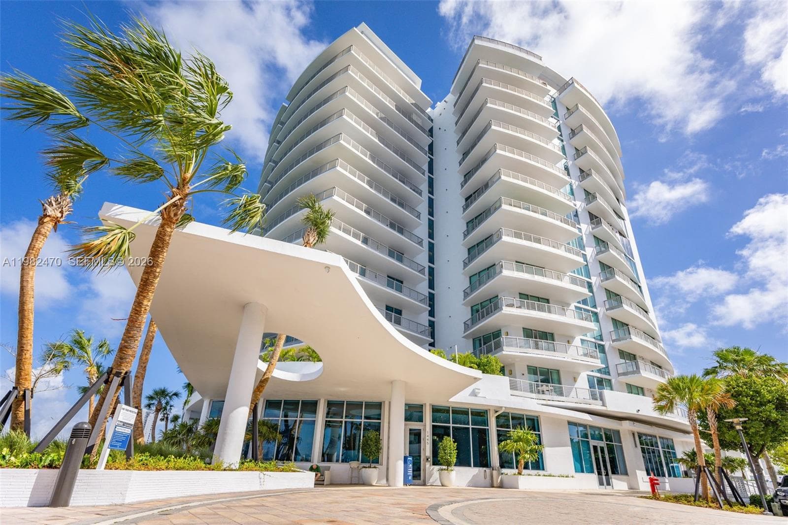 A11982470 — Miami Beach