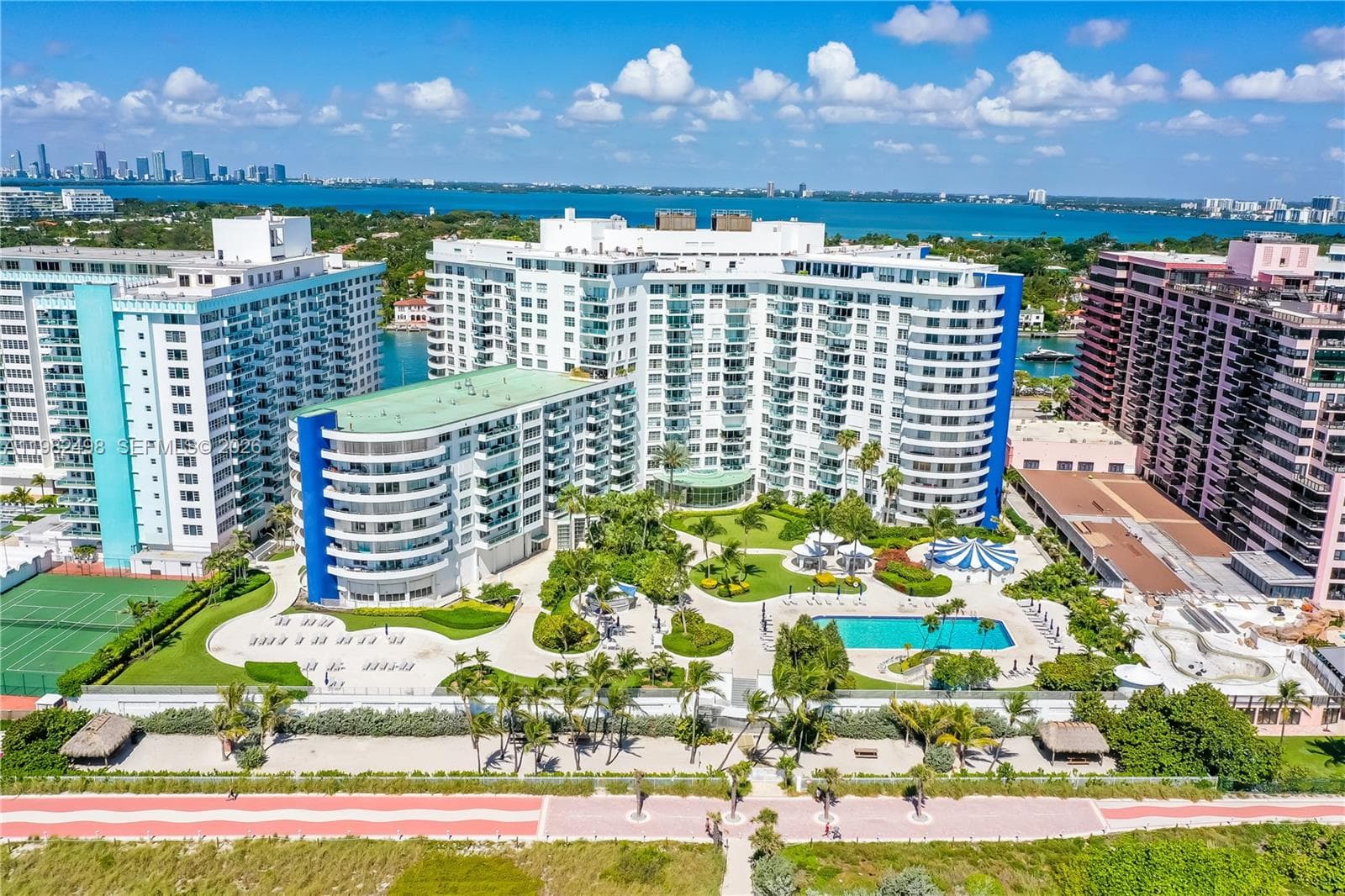 A11982498 — Miami Beach — 62