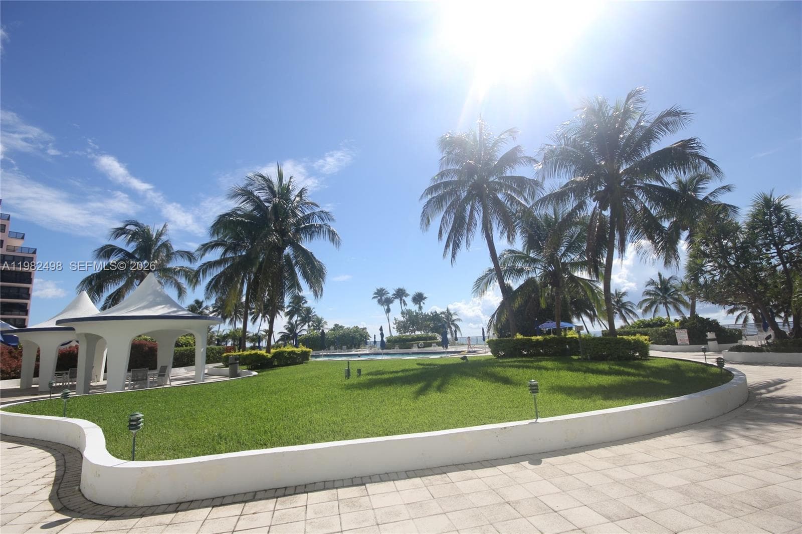 A11982498 — Miami Beach — 27