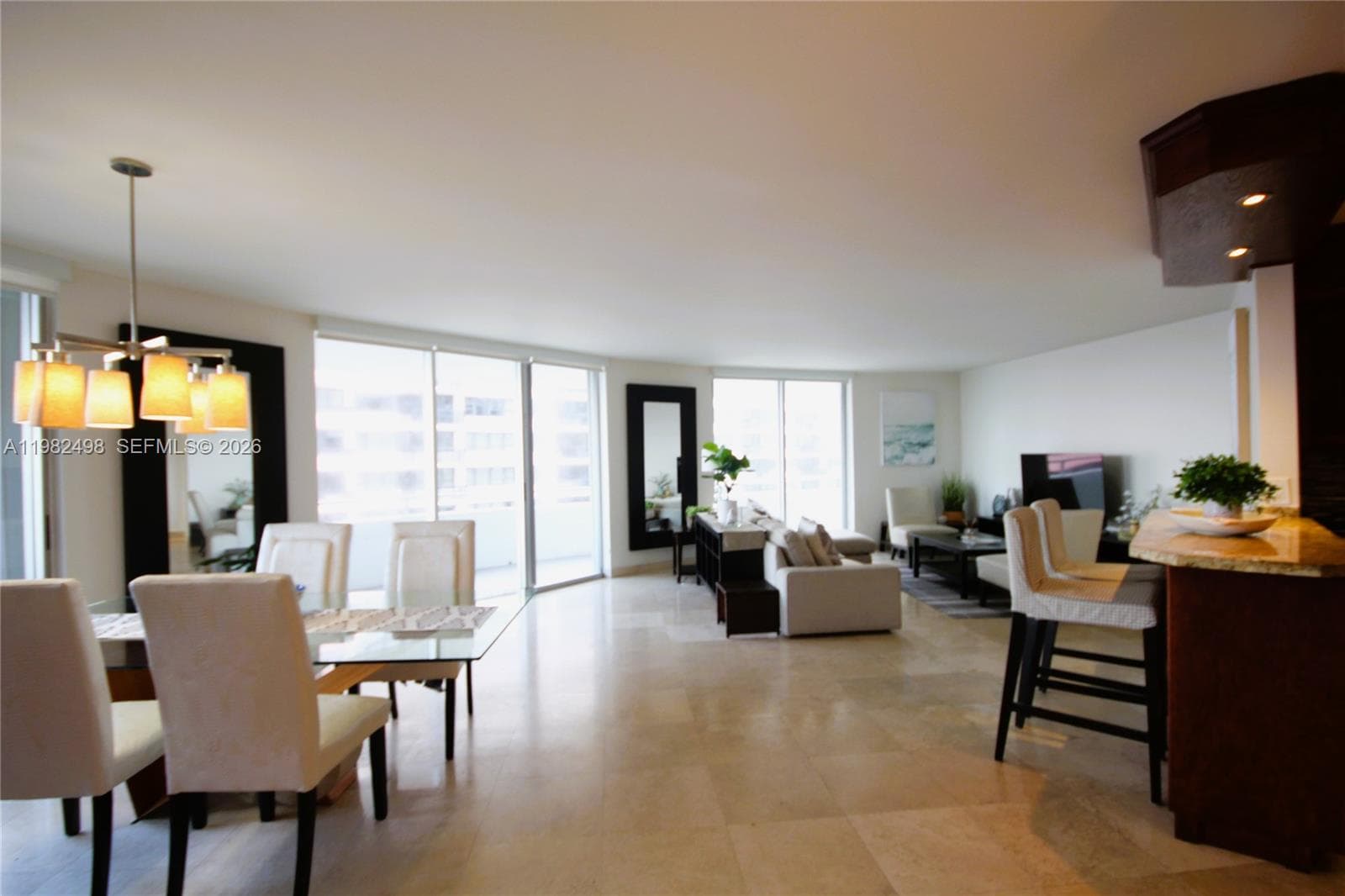A11982498 — Miami Beach — 5