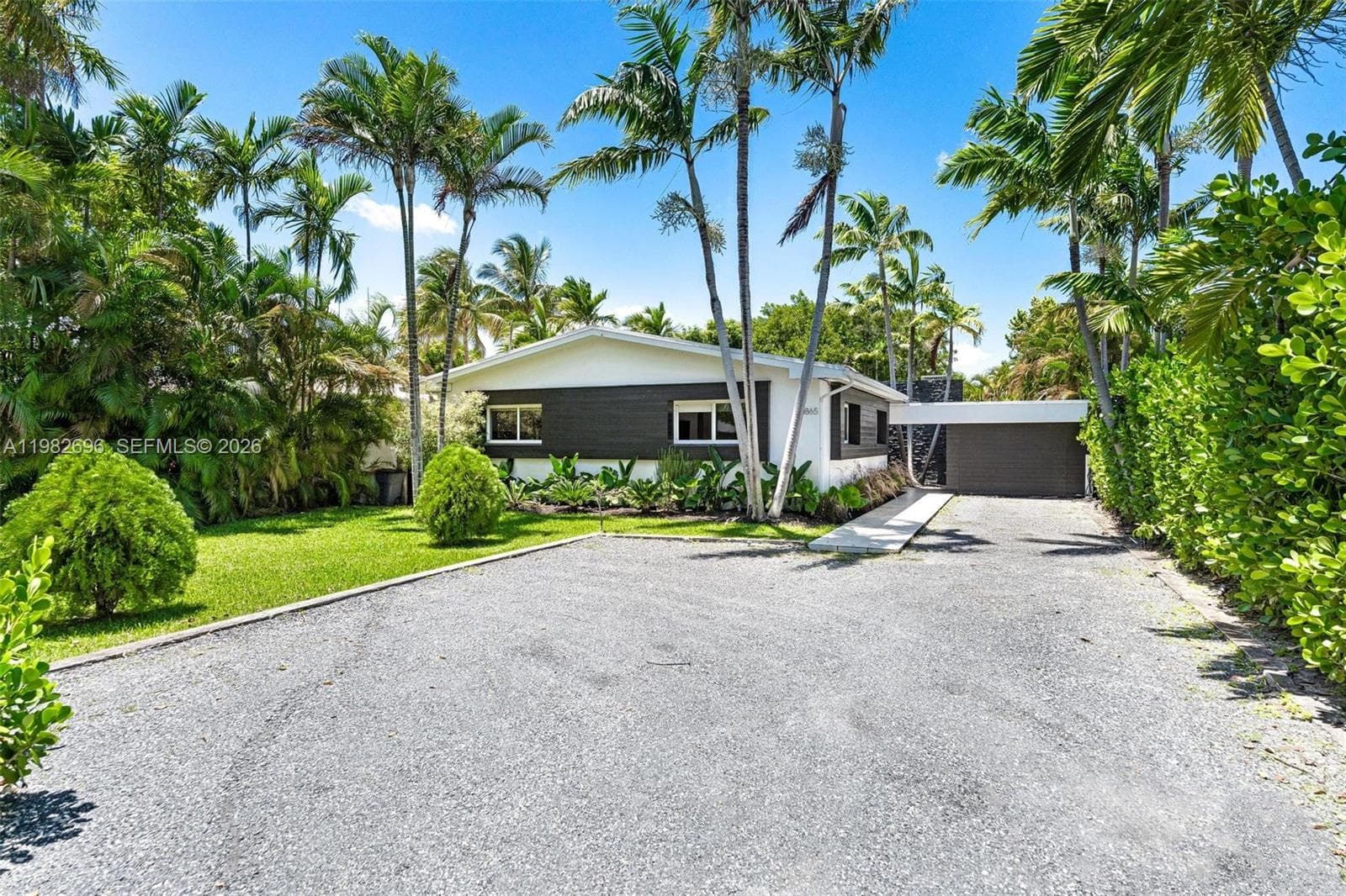A11982696 — Miami Beach — 2