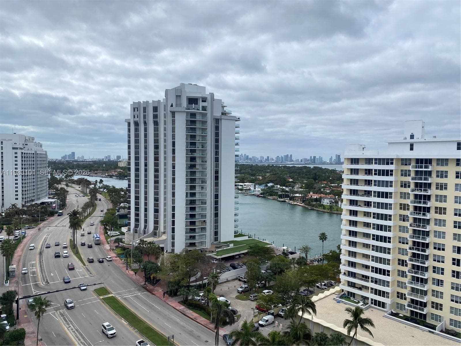 A11983101 — Miami Beach — 22