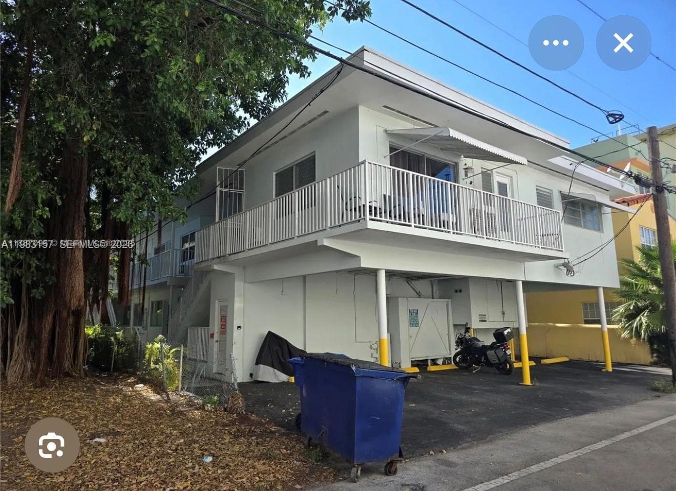A11983157 — Miami Beach
