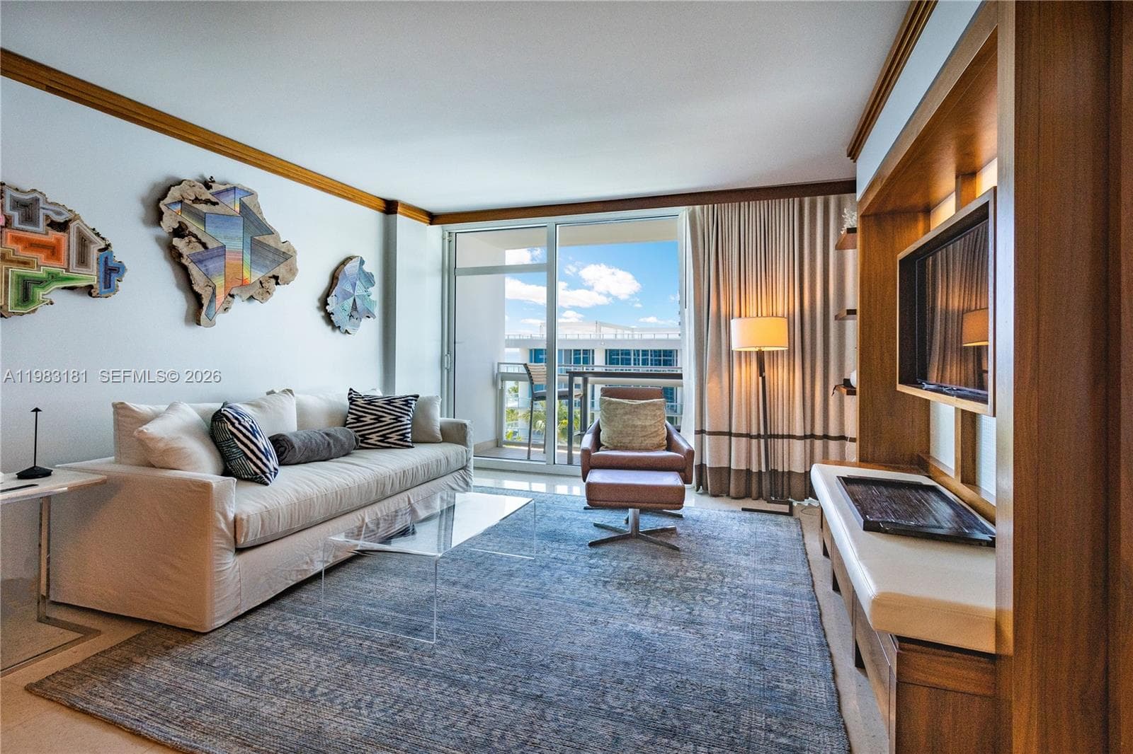 A11983181 — Miami Beach — 3