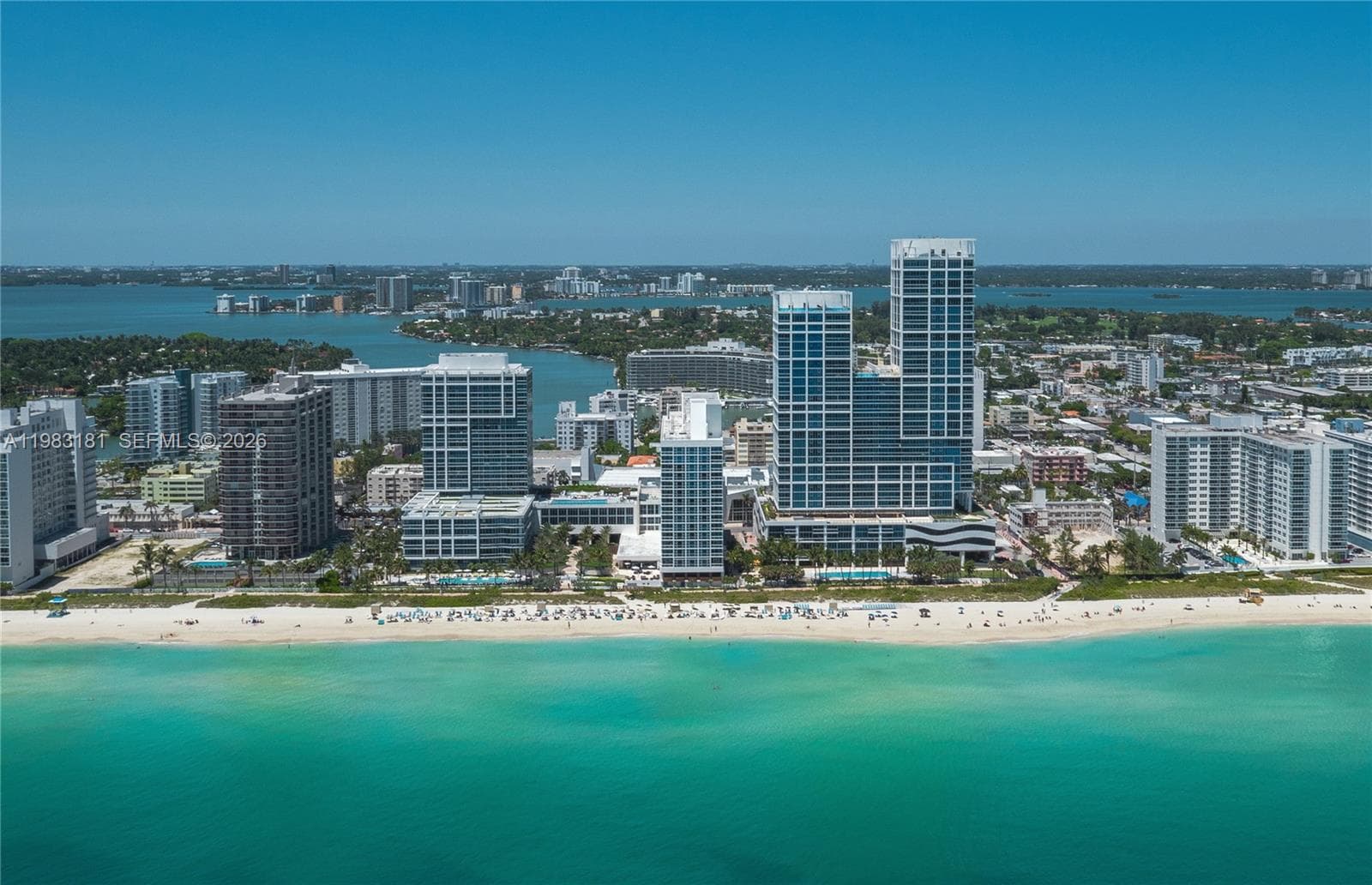 A11983181 — Miami Beach — 32