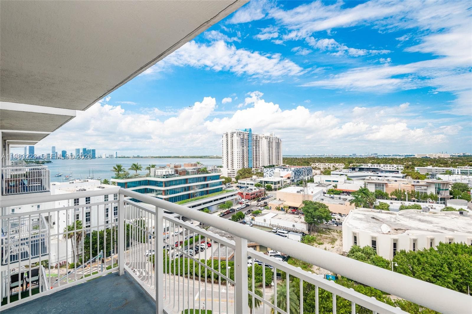 A11983223 — Miami Beach