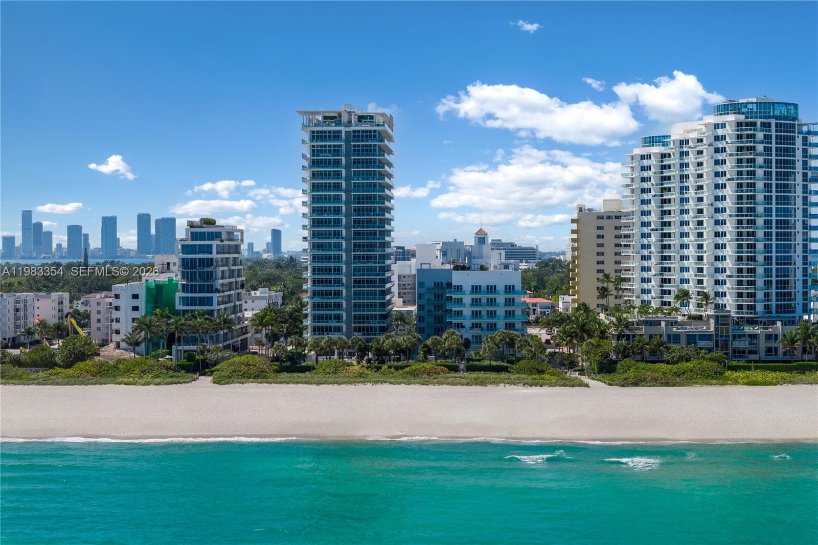 A11983354 — Miami Beach — 22