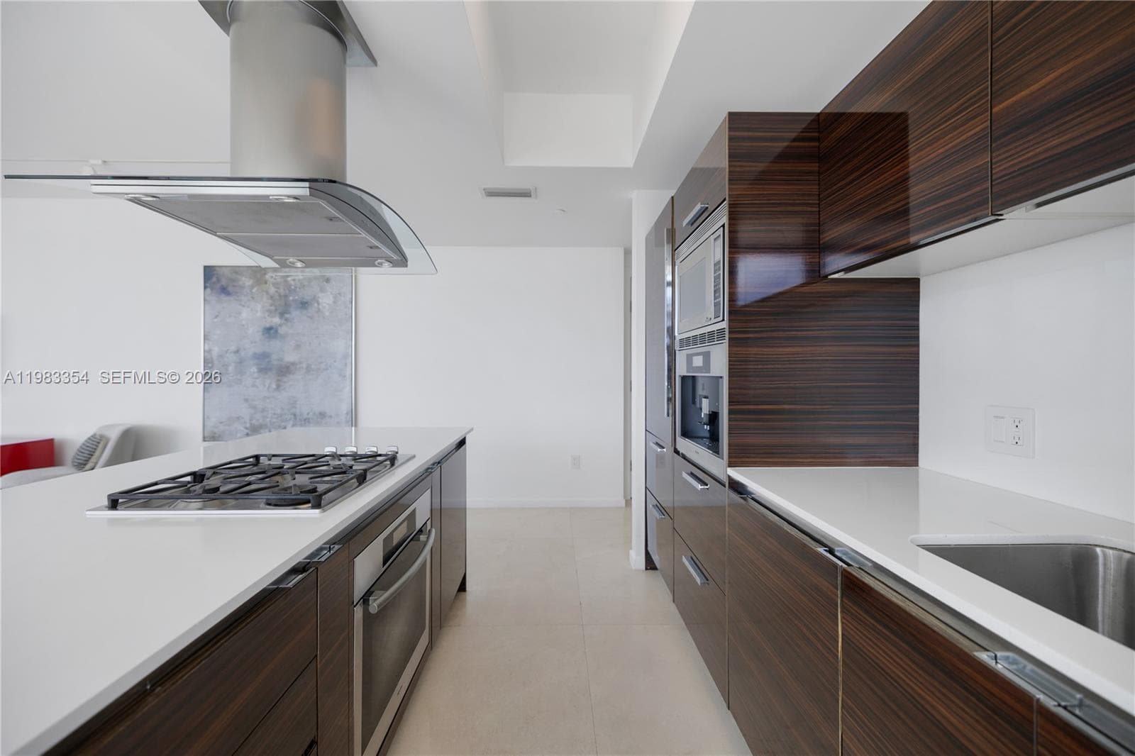 A11983354 — Miami Beach — 7