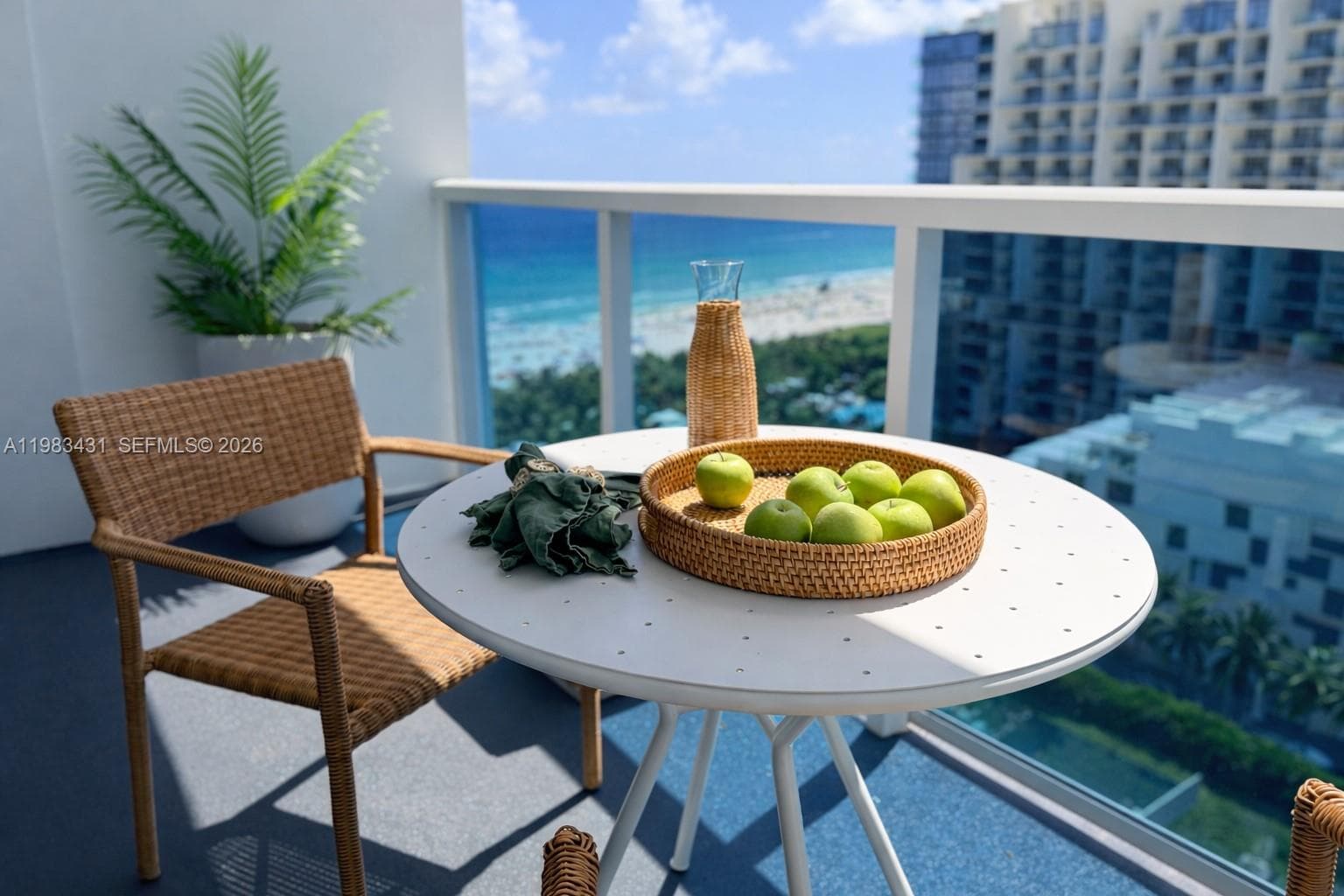 A11983431 — Miami Beach — 23