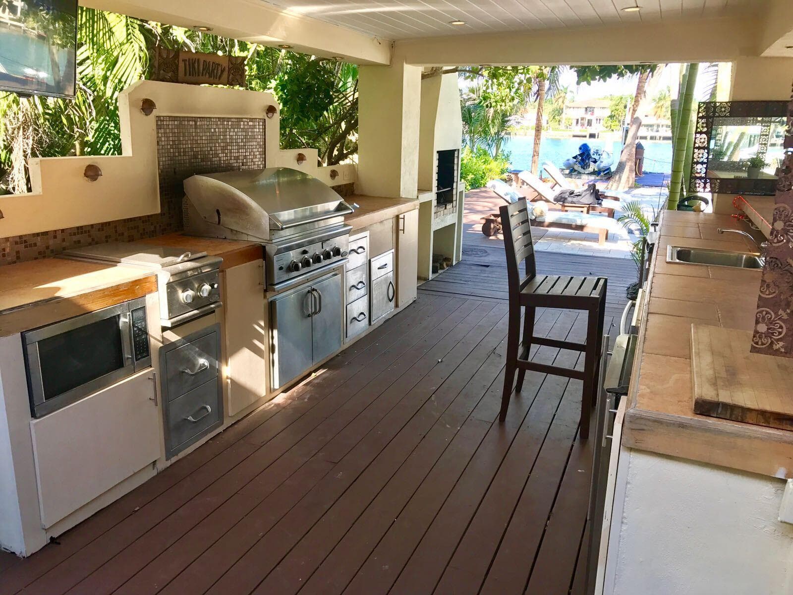 B26002058 — Miami Beach — 34