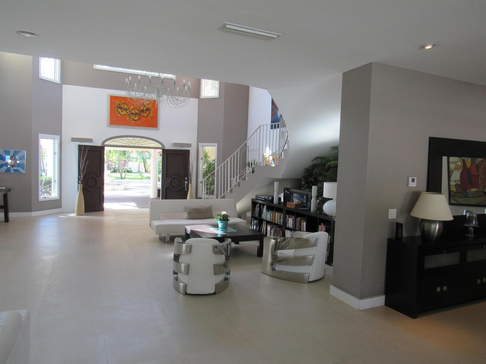 B26002058 — Miami Beach — 10