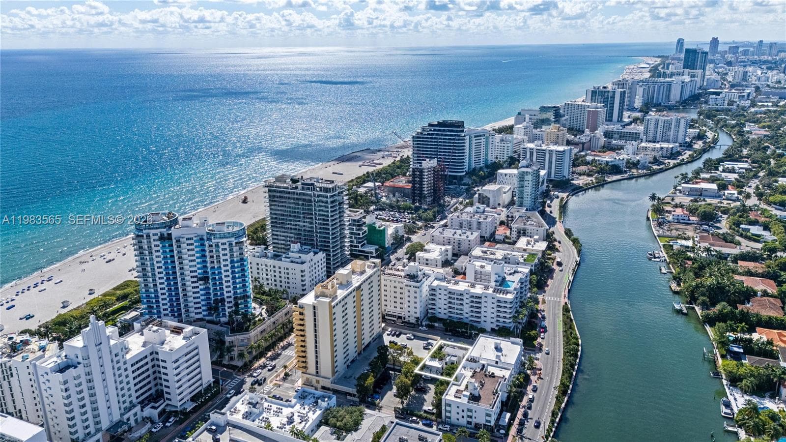 A11983565 — Miami Beach — 2