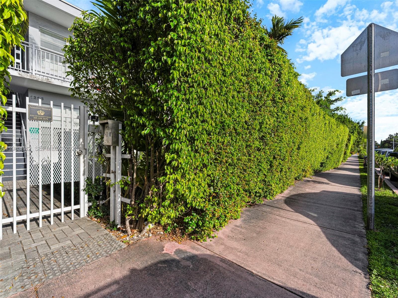 A11983882 — Miami Beach — 28