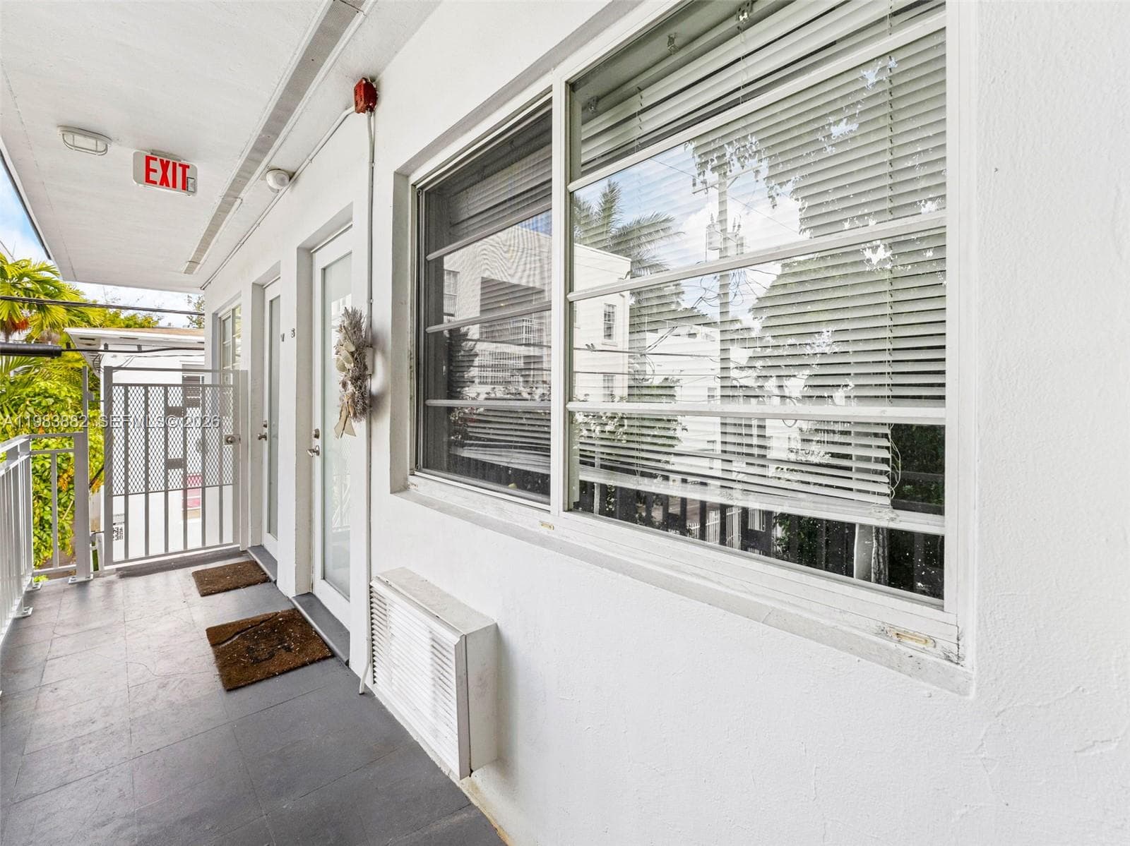 A11983882 — Miami Beach — 14