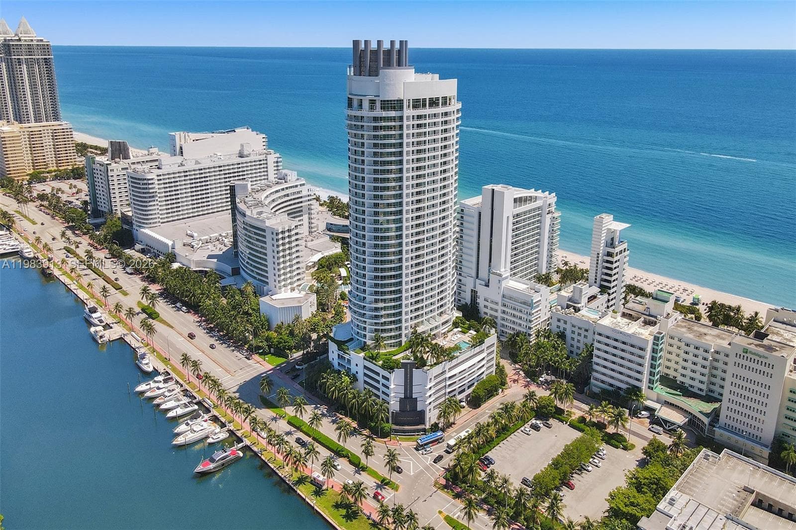 A11983913 — Miami Beach — 14