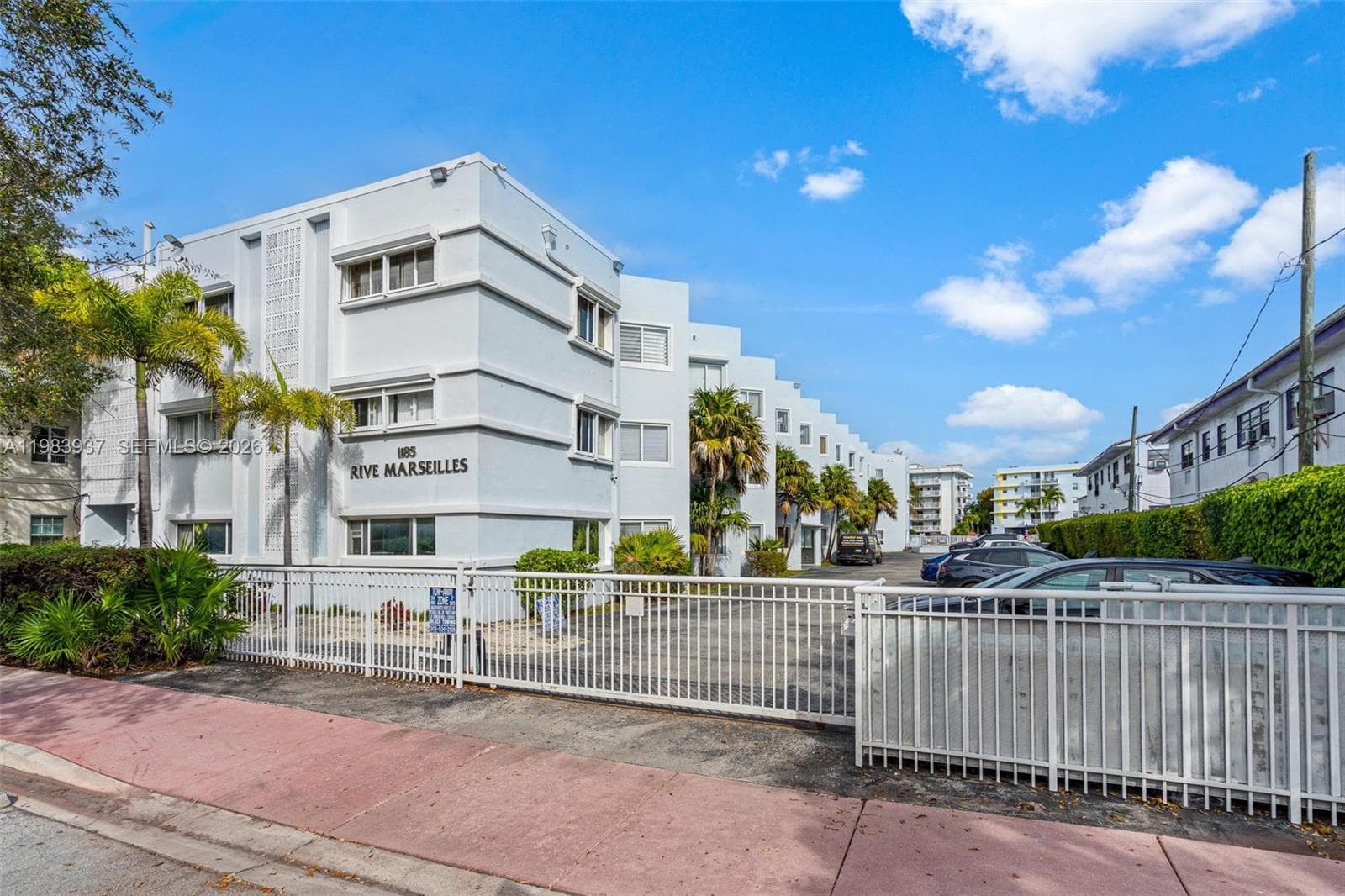 A11983937 — Miami Beach