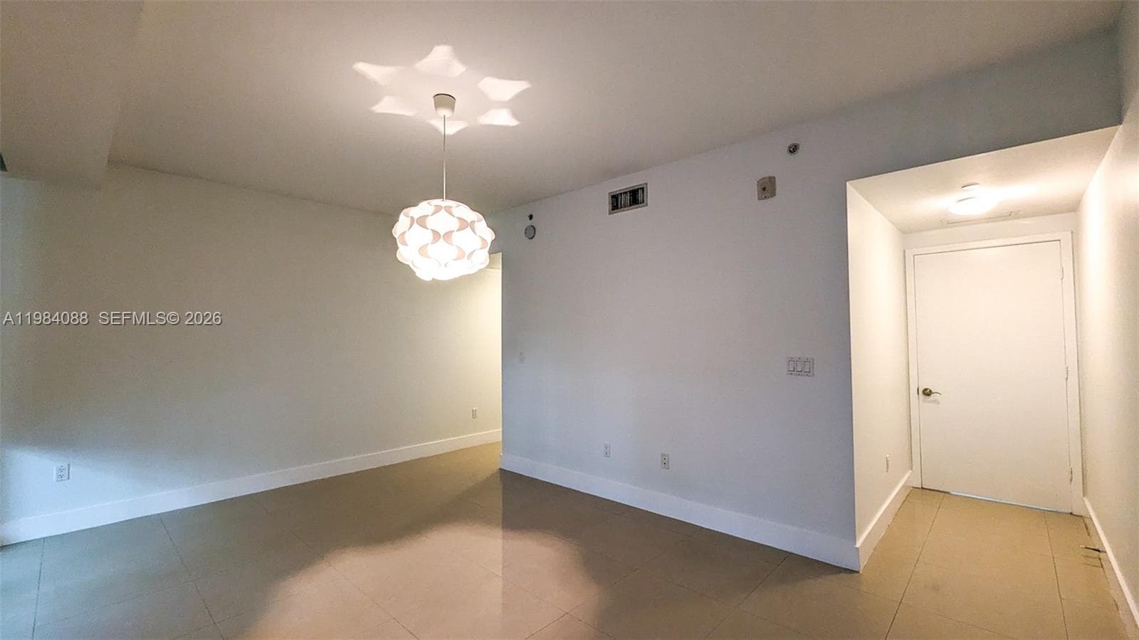 A11984088 — Miami Beach — 25