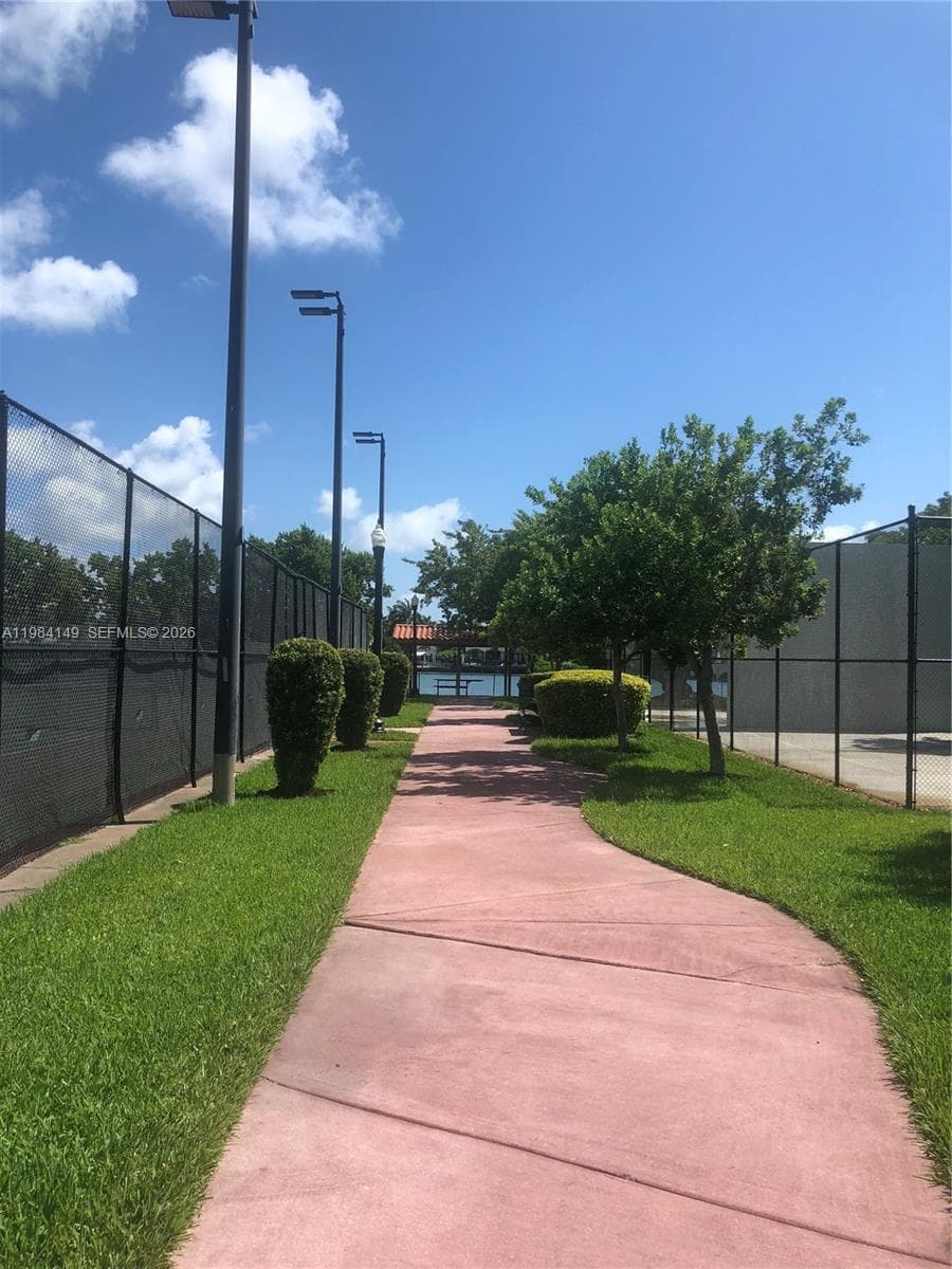 A11984149 — Miami Beach — 28