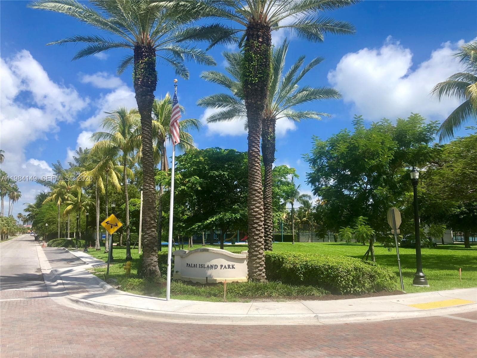 A11984149 — Miami Beach — 25