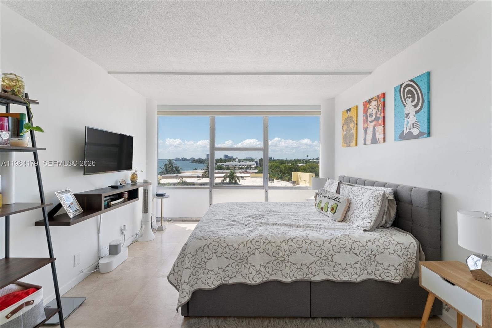 A11984179 — Miami Beach — 10