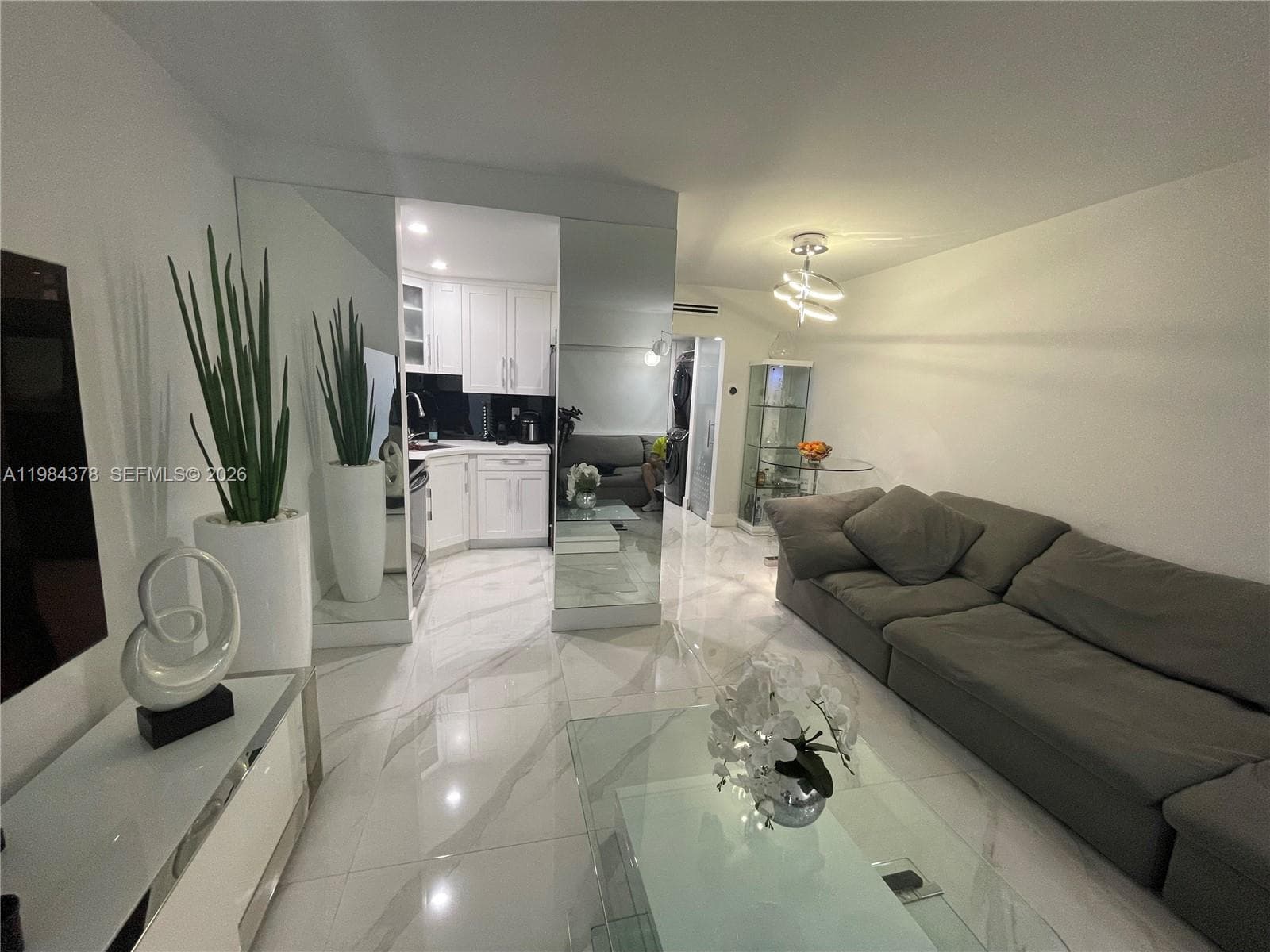 A11984378 — Miami Beach — 7
