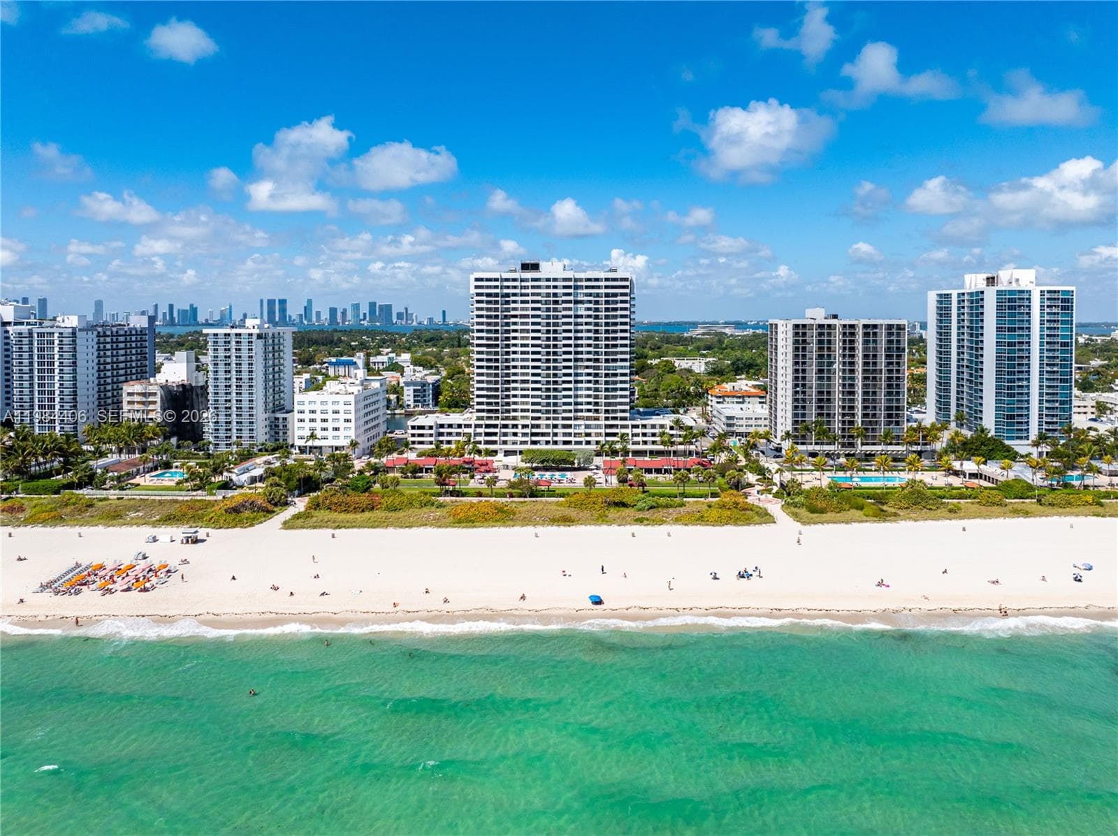 A11984406 — Miami Beach — 47